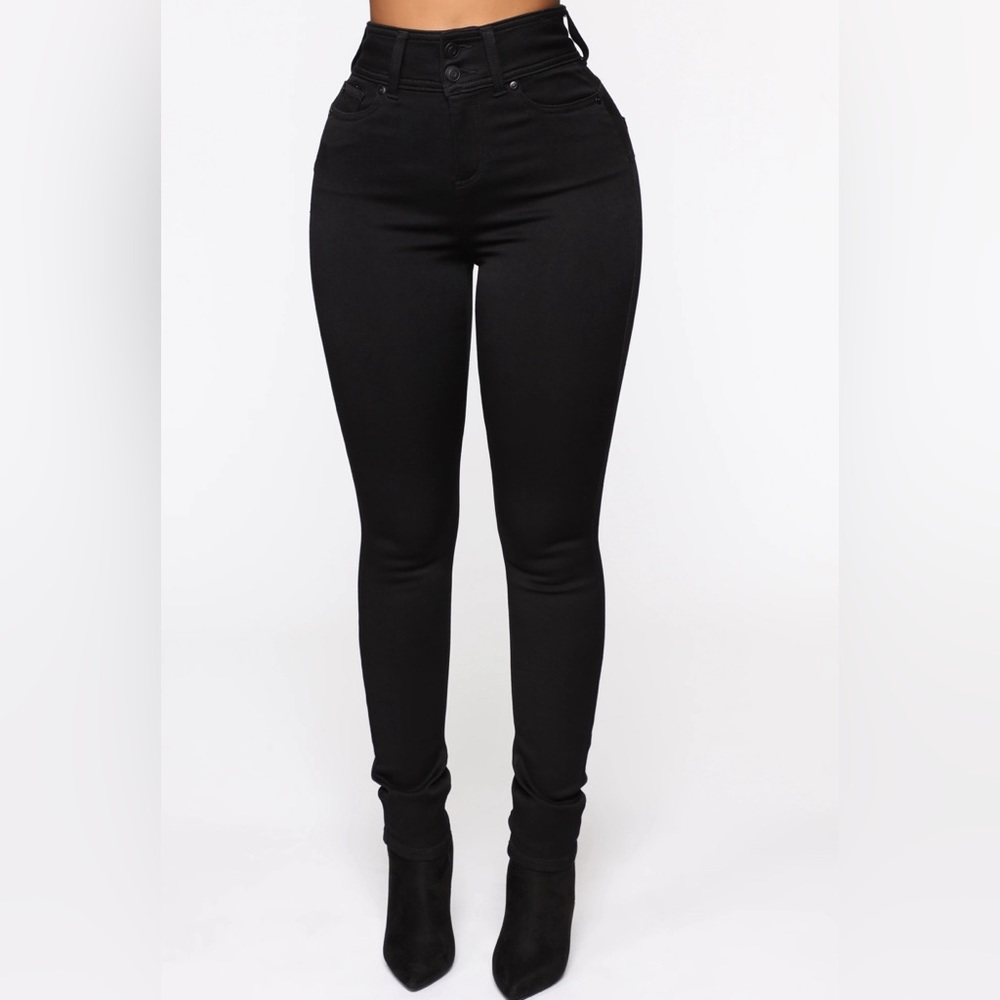 Black Booty Lifting Jeans